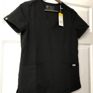 COPY - Figs Casma three pocket scrub top